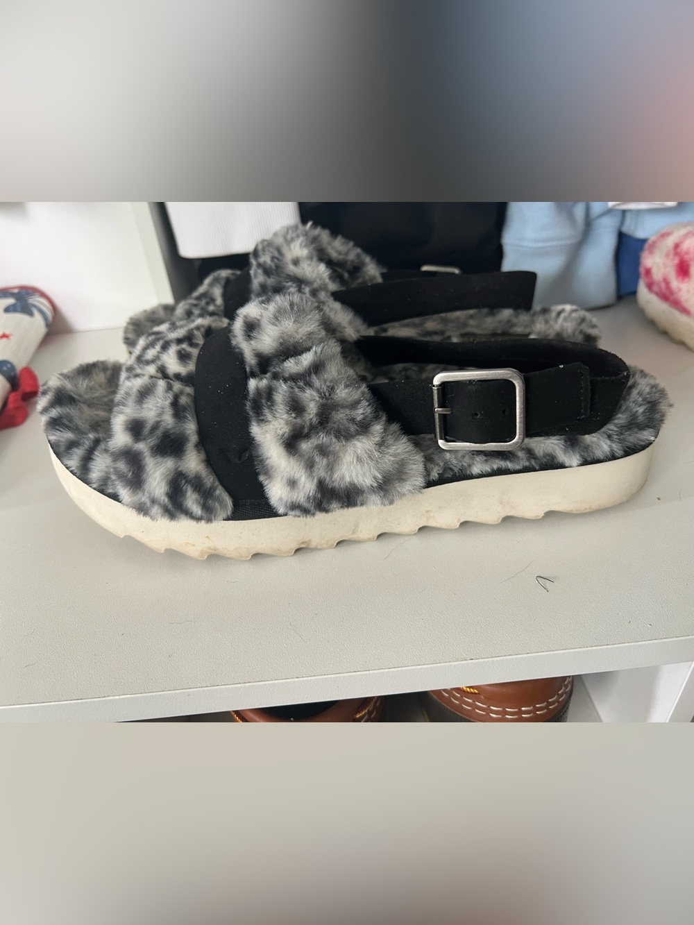 Koolaburra by Ugg slippers